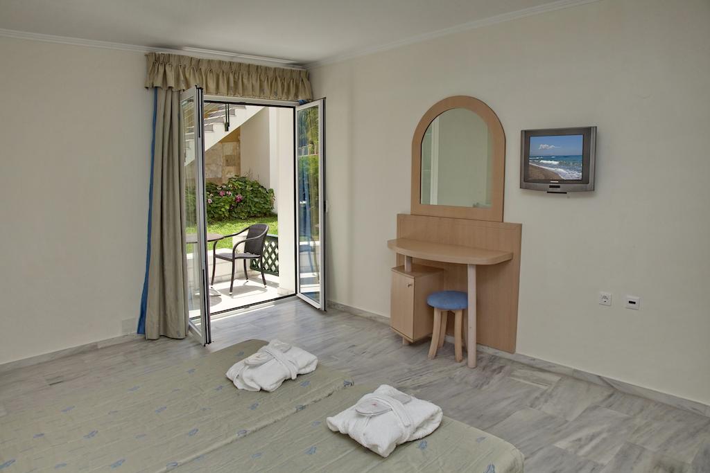 Jo An Beach Hotel أذيليانوس كامبوس المظهر الخارجي الصورة